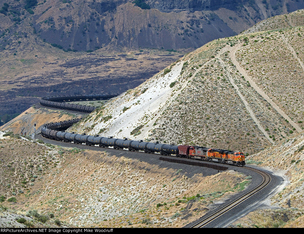 BNSF 5492